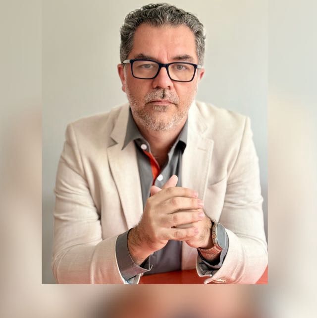Retrato de Fabiano de Azevedo Carvalho